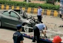 汕尾偷车爆料事件最新消息,警方全力追查，嫌疑人落网在即
